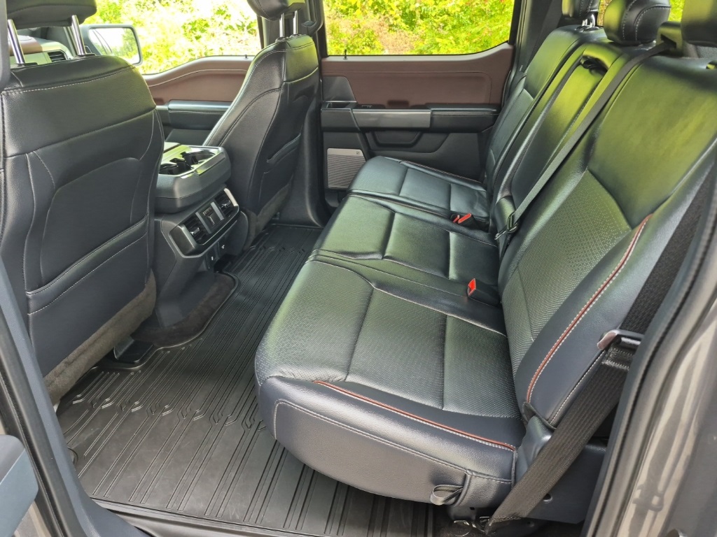 2021 Ford F-150 Lariat photo 11