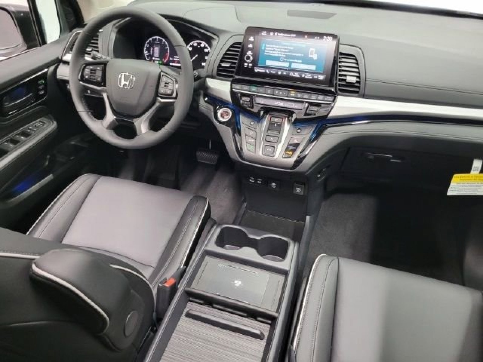 2026 Honda Odyssey Touring photo 30