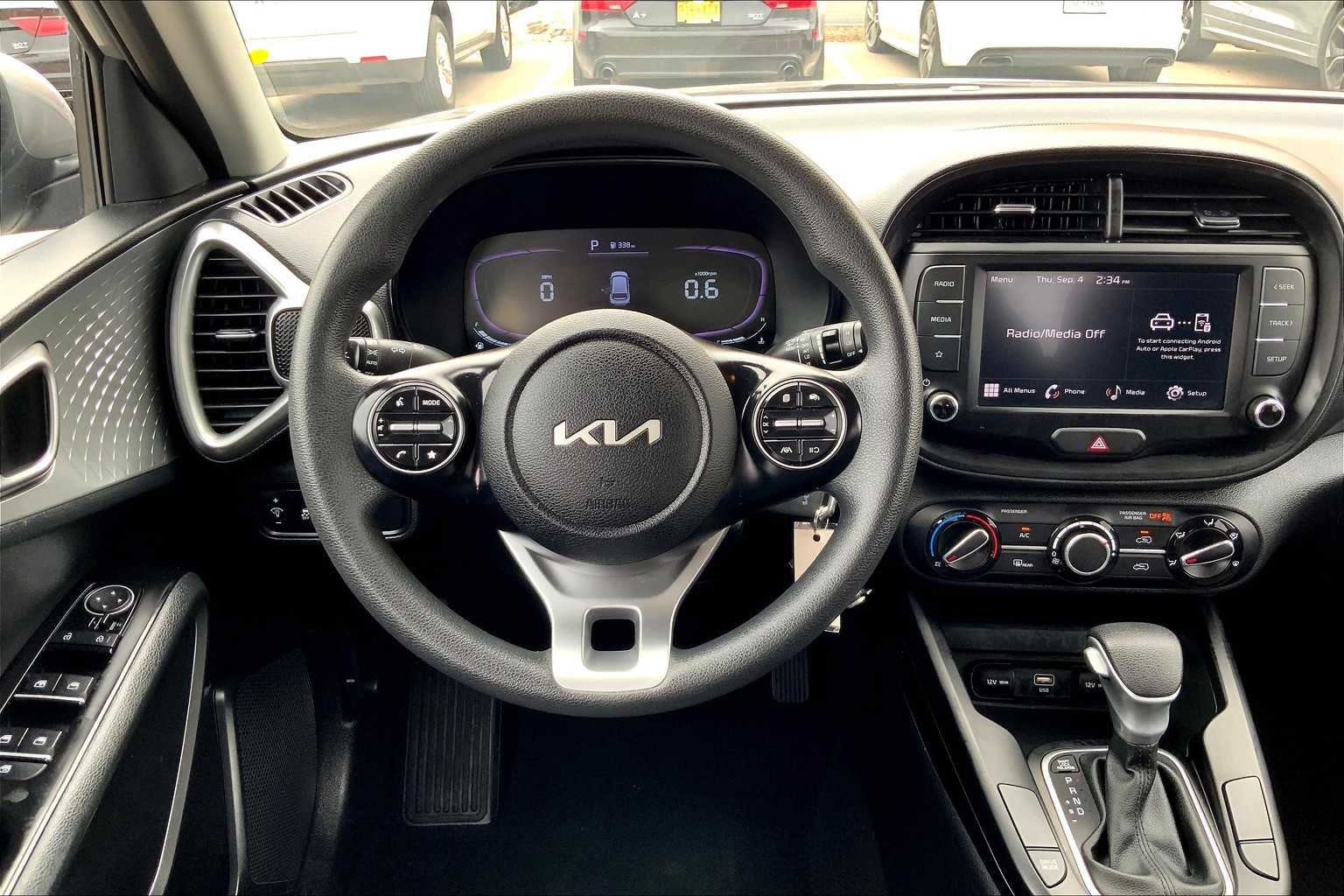 2023 Kia Soul LX photo 5