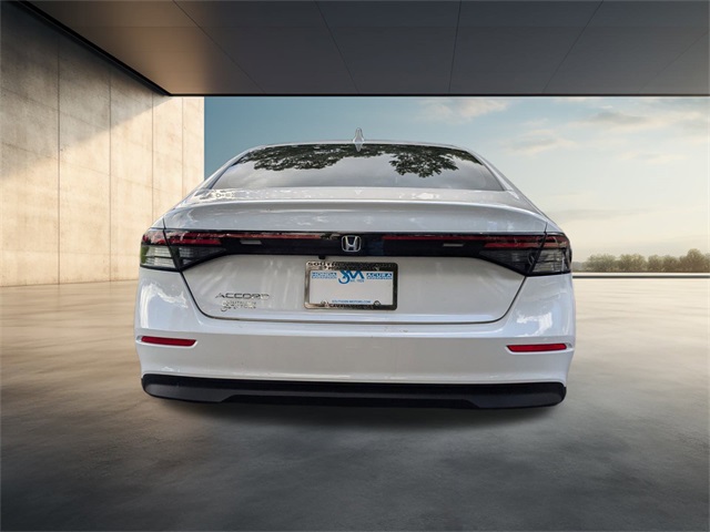 2025 Honda Accord LX photo 5