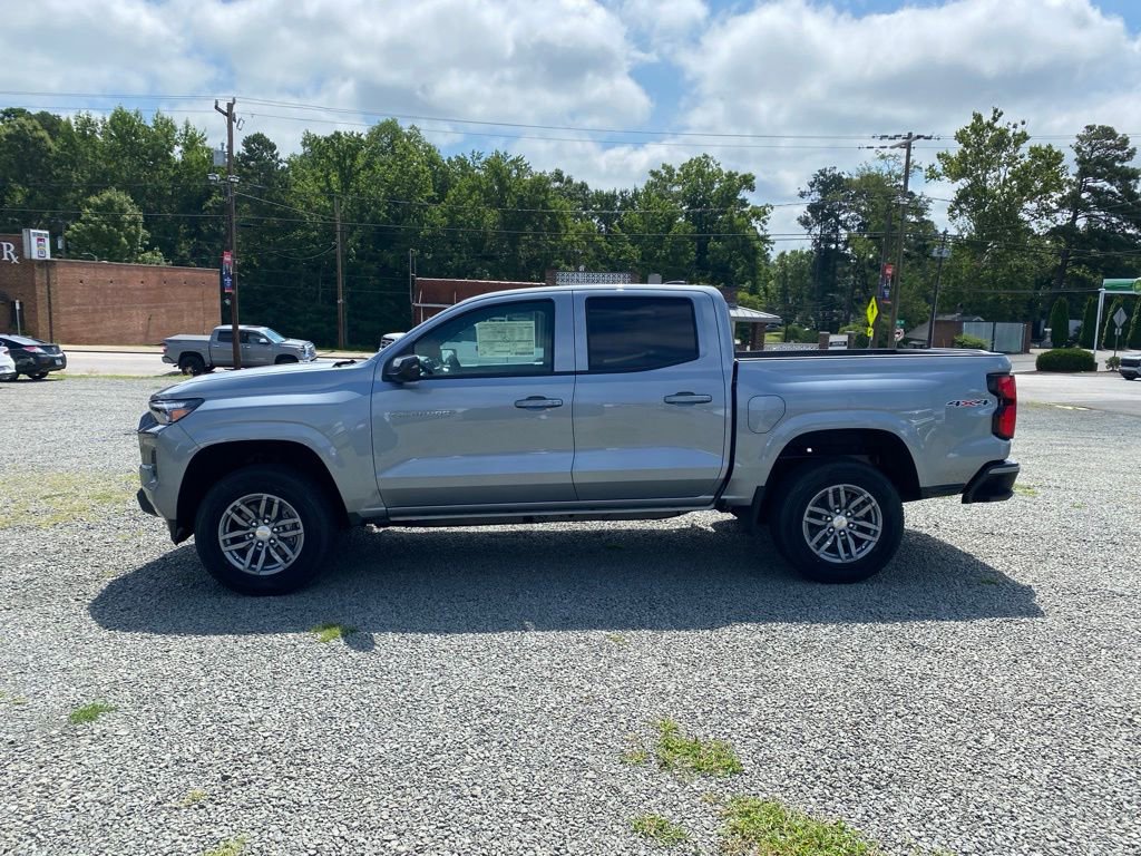 2025 Chevrolet Colorado Work Truck LT photo 6