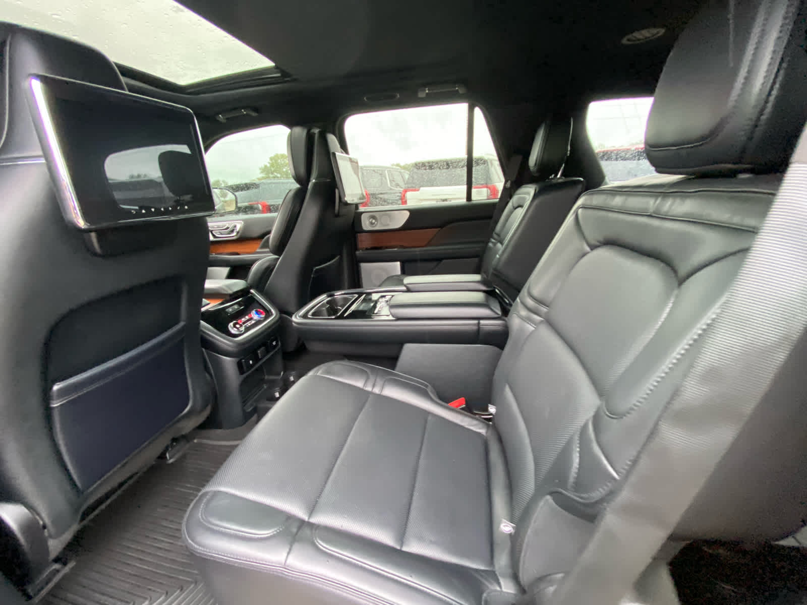 2019 Lincoln Navigator Reserve photo 26