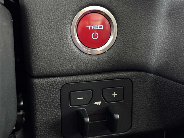 2023 Toyota Sequoia TRD Pro photo 21
