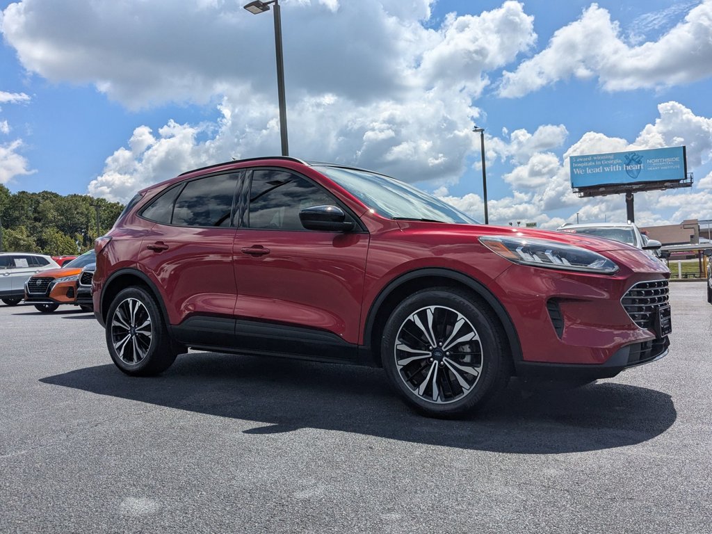 2022 Ford Escape SE photo 3