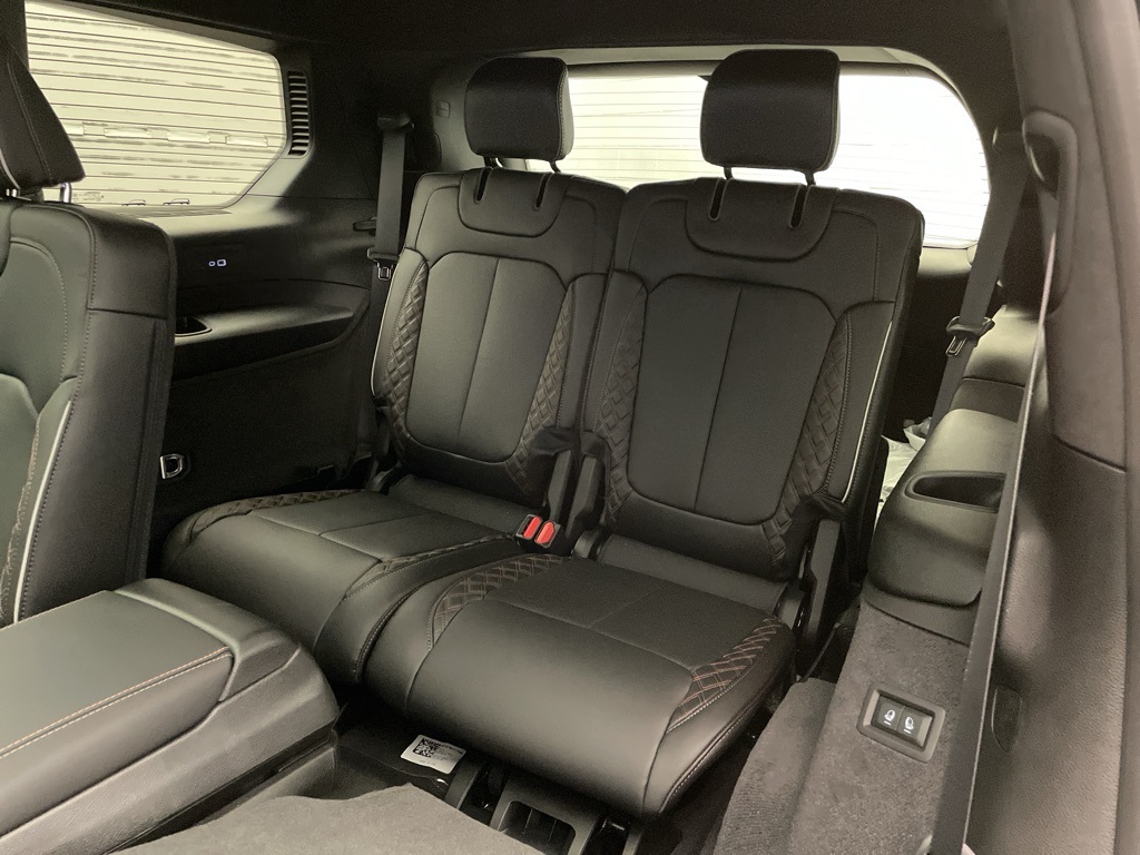 2025 Jeep Grand Cherokee L Summit Reserve photo 17