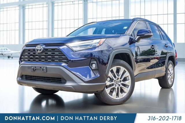 2022 Toyota RAV4 XLE Premium