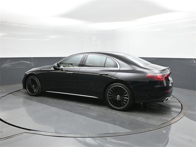 2026 Mercedes Benz E 350 photo 4