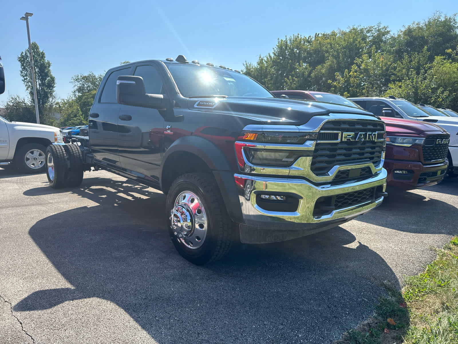 2026 Ram 5500 Tradesman photo 3