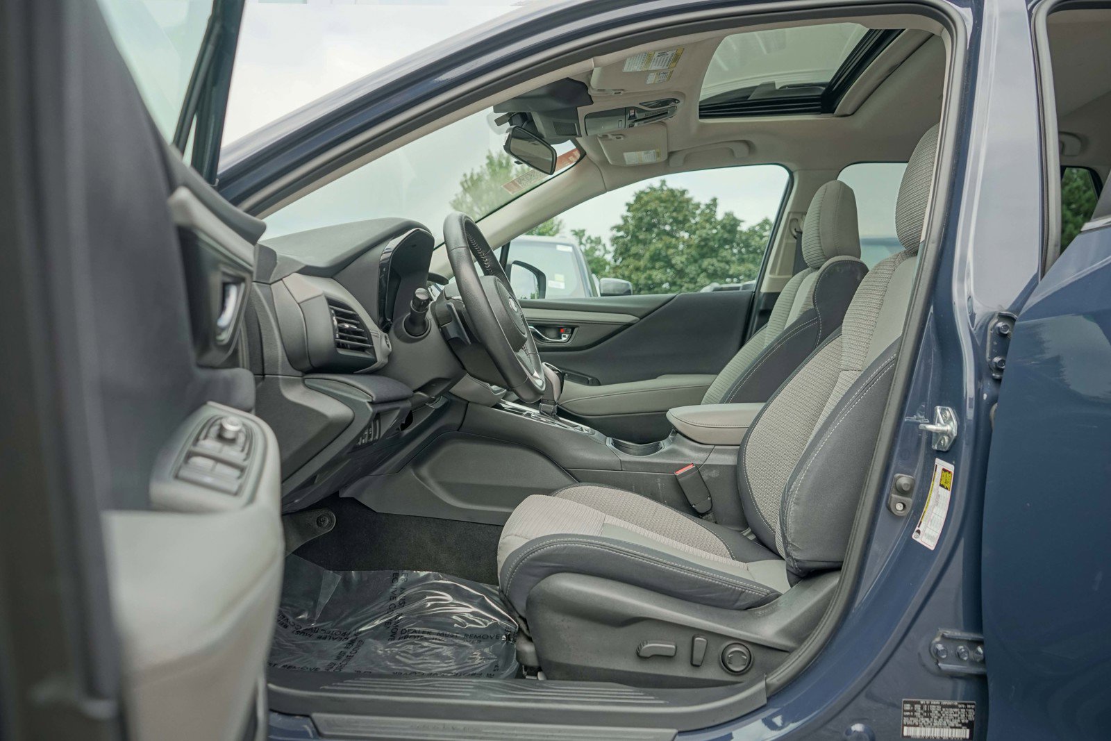 2023 Subaru Outback Premium photo 4