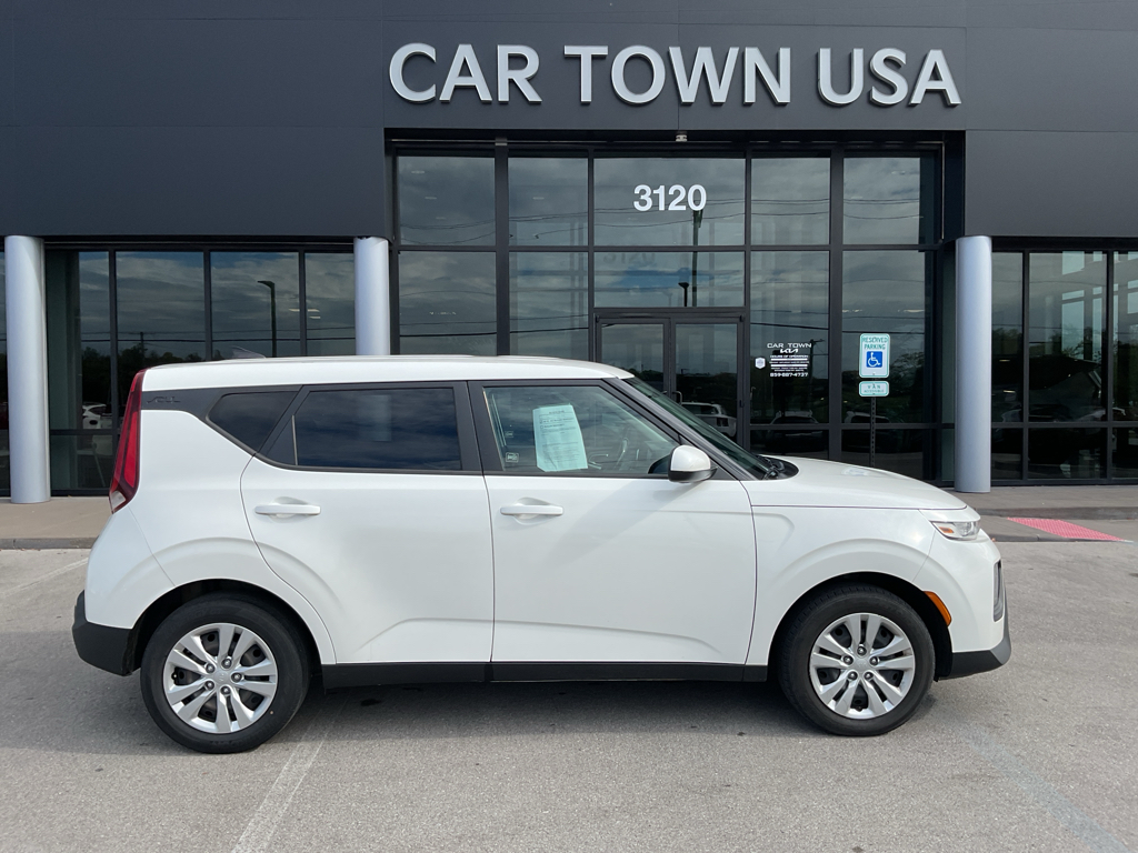 2020 Kia Soul LX photo 5