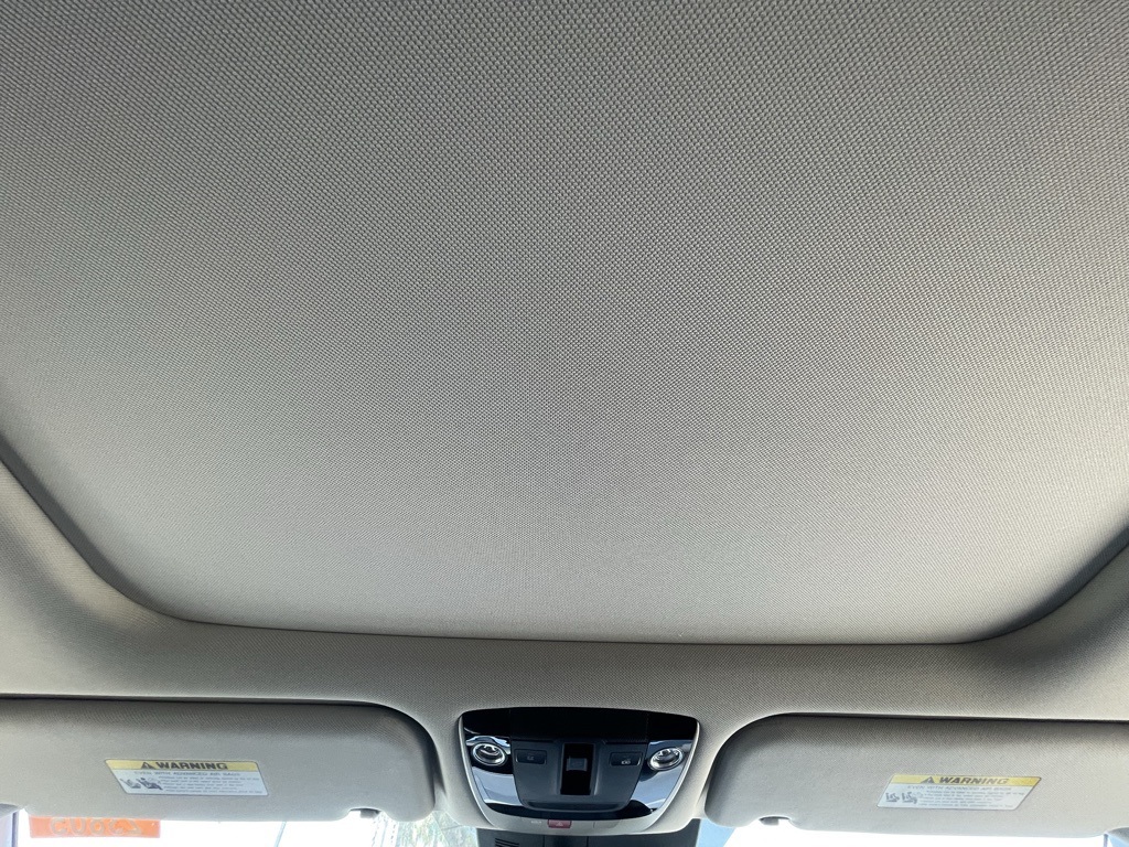 2025 Kia Sorento SX photo 9