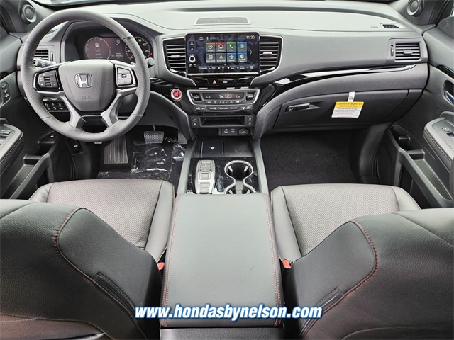 2025 Honda Ridgeline Black Edition photo 7