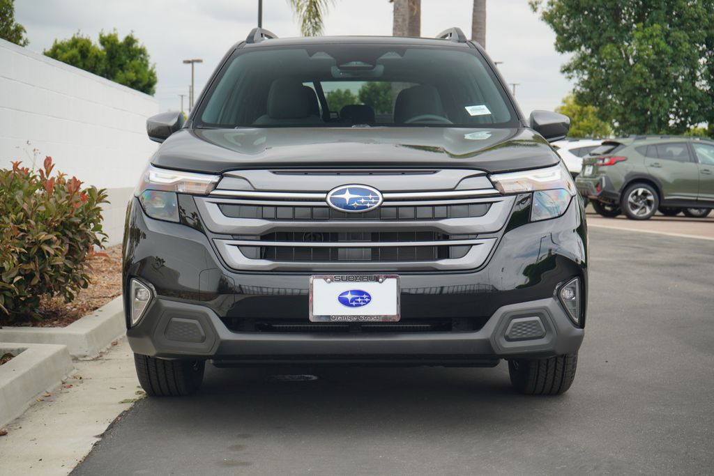 2025 Subaru Forester Premium Base photo 4