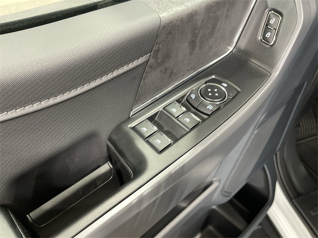 2025 Ford F-150 XLT photo 19