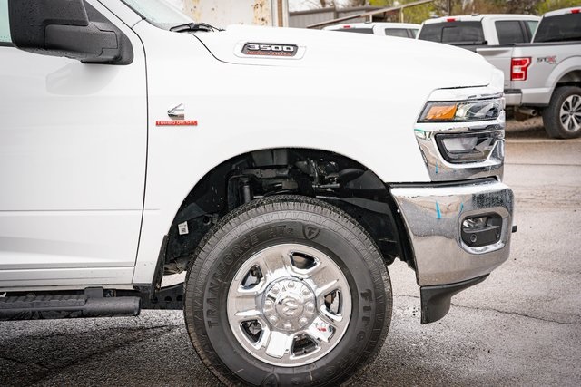 2025 Ram 3500 Tradesman photo 5