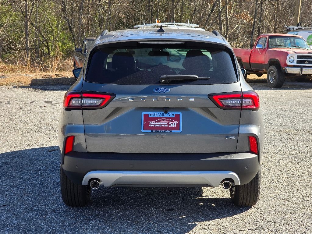 2025 Ford Escape Plug-In Hybrid photo 8