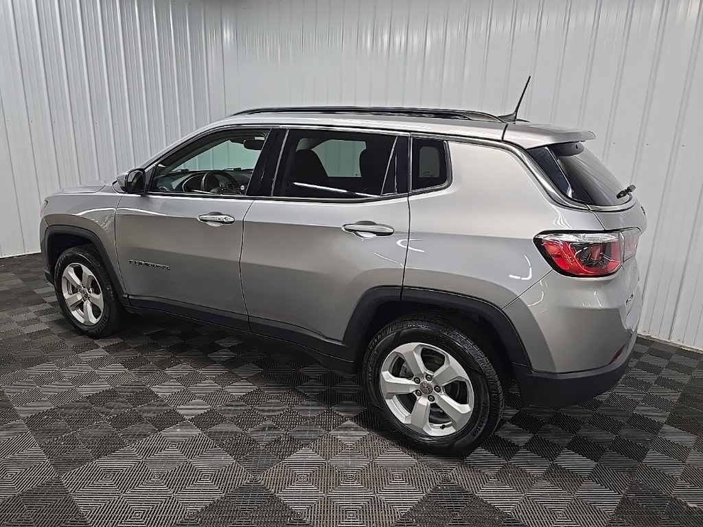 2019 Jeep Compass Latitude photo 4