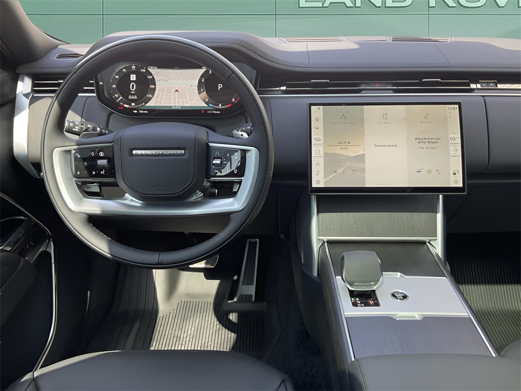 2025 Land Rover Range Rover SE photo 19
