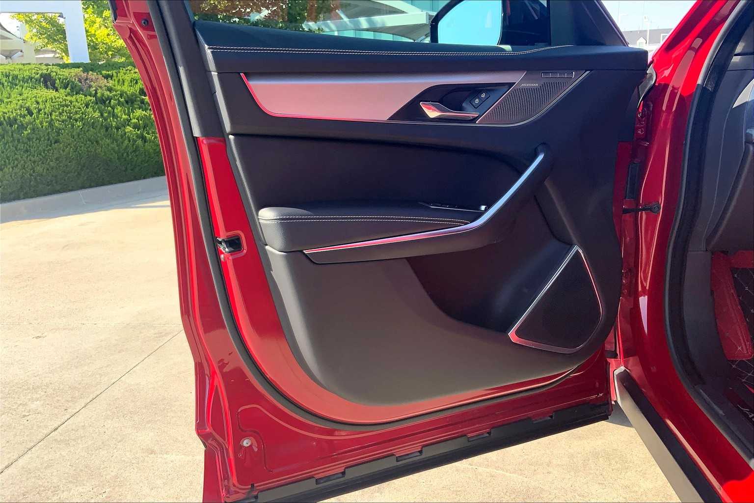 2024 Jaguar F-PACE P250 R-Dynamic S photo 19