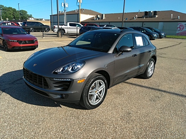 2018 Porsche Macan photo 11