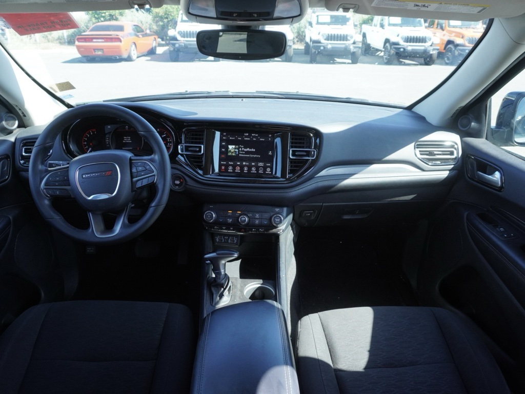 2022 Dodge Durango SXT photo 26