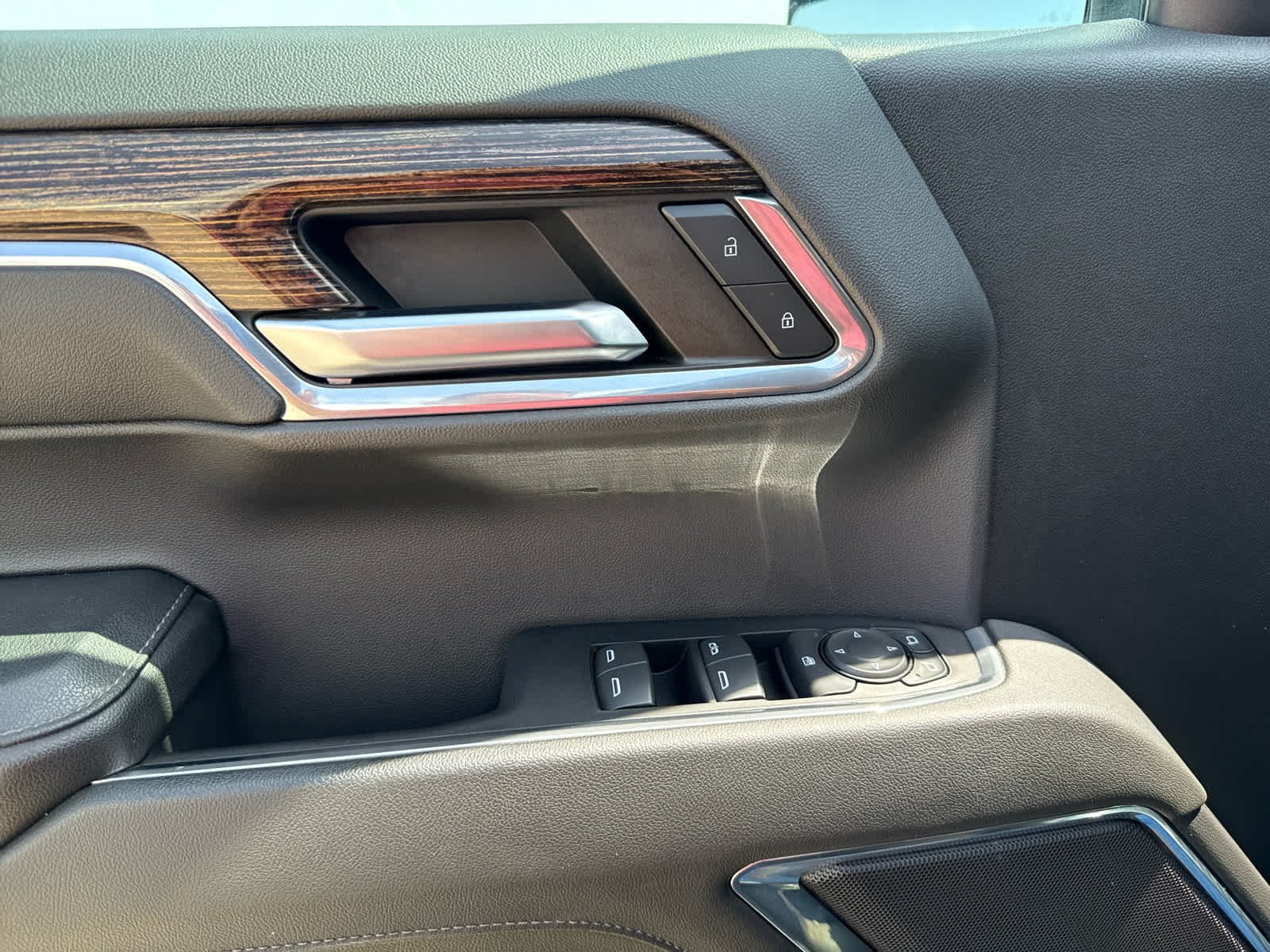 2024 Gmc Sierra 1500 Elevation photo 19