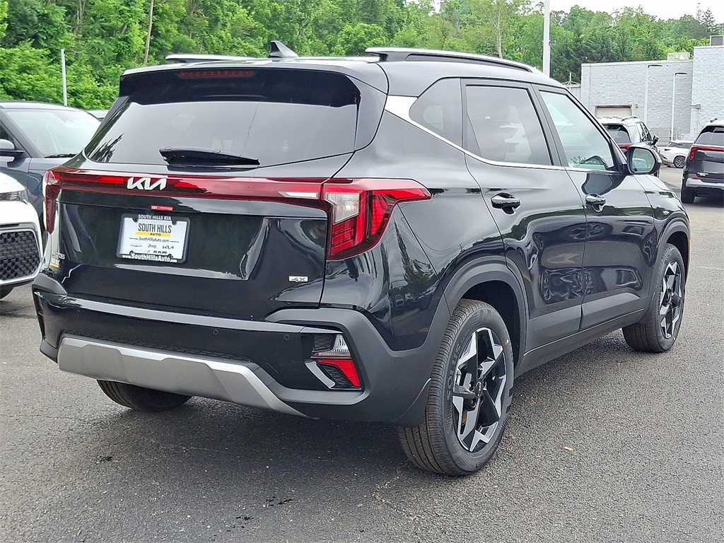 2025 Kia Seltos EX photo 4