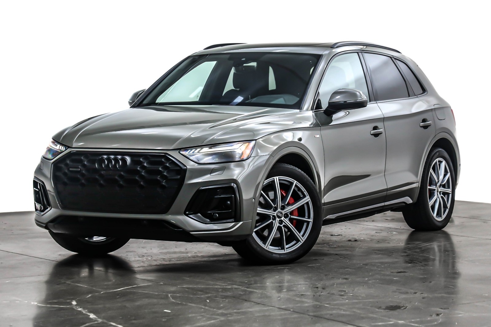 2024 Audi Q5 Prestige's photo