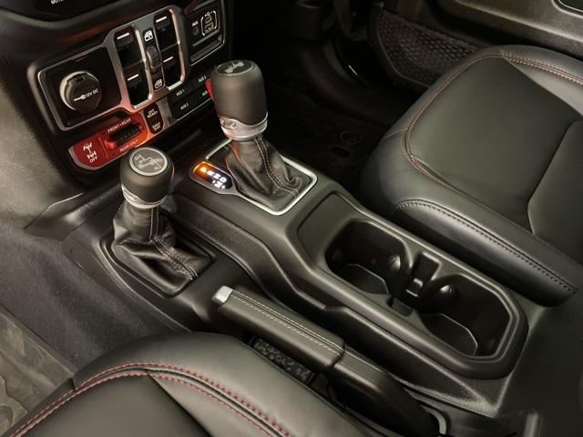 2025 Jeep Wrangler Rubicon photo 34