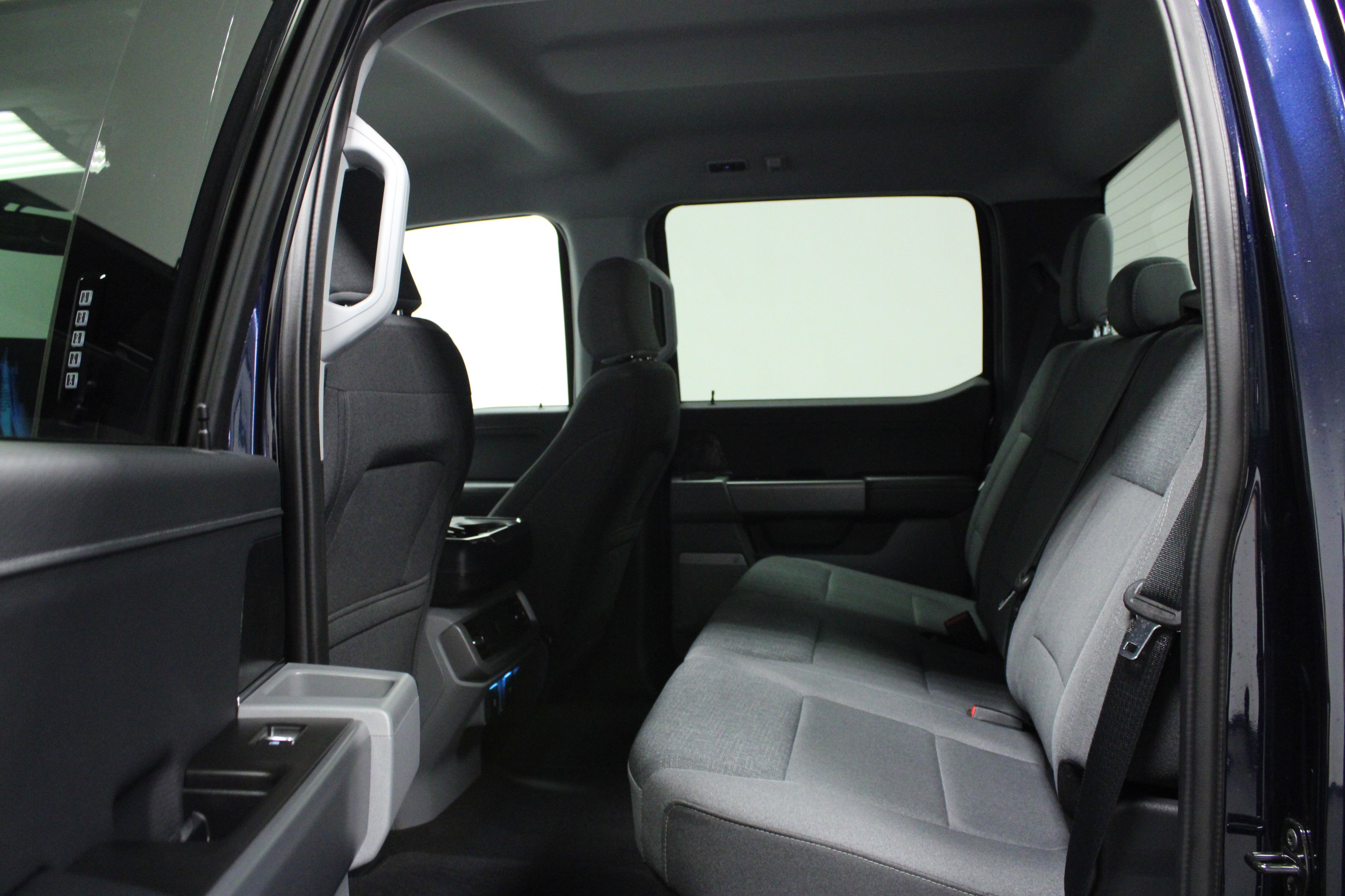 2024 Ford F-150 Lightning photo 10