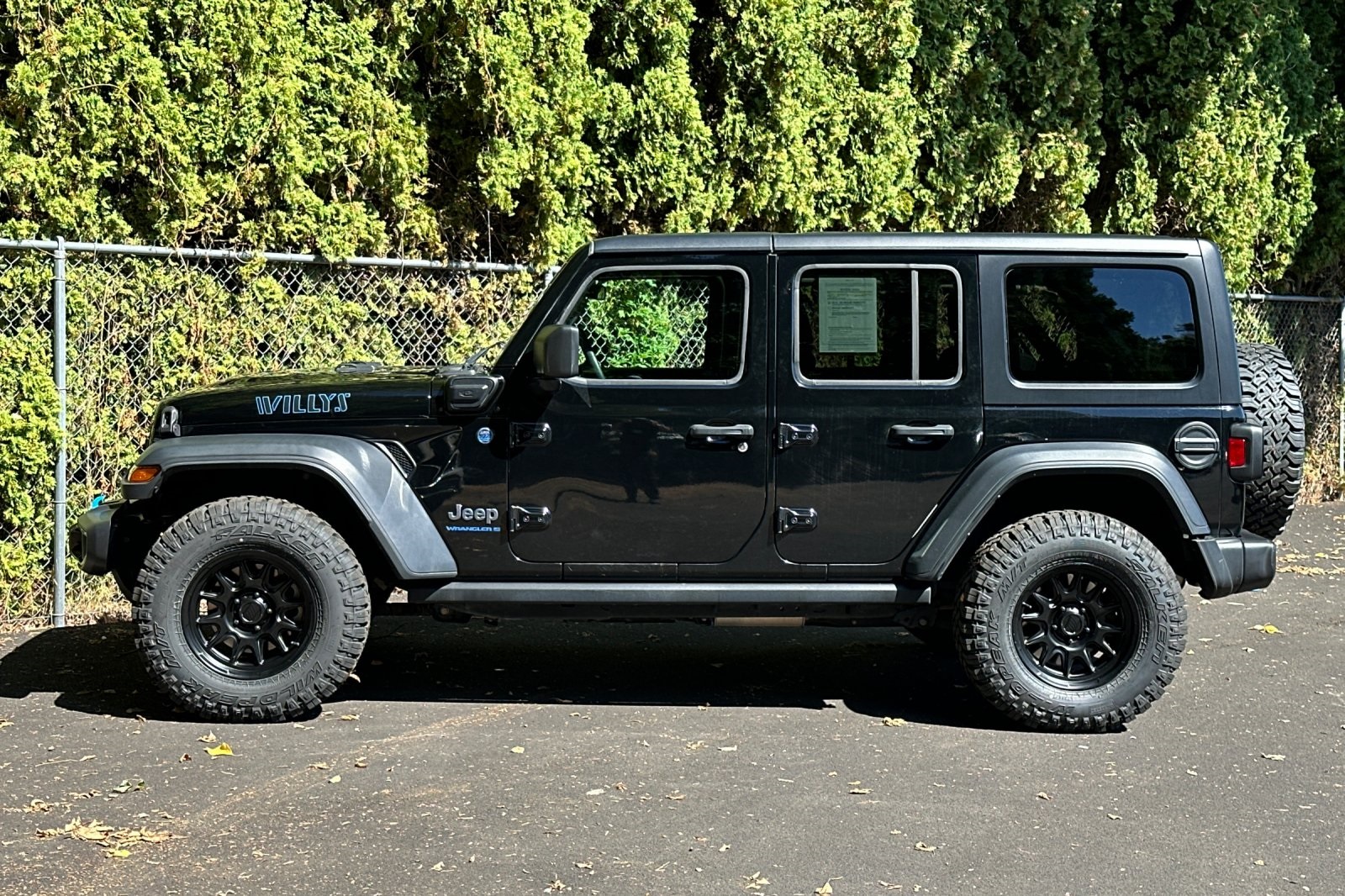 2023 Jeep Wrangler Base 4xe photo 7