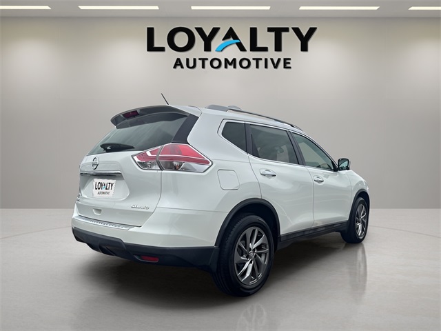 2015 Nissan Rogue SL photo 5