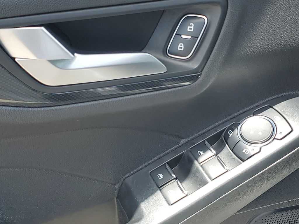 2023 Ford Escape photo 41