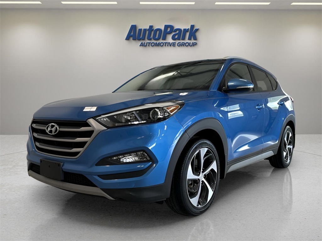 2017 Hyundai Tucson Sport photo 3