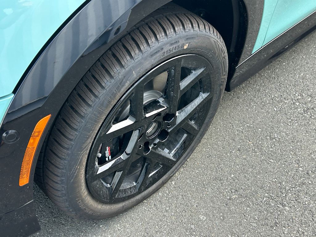 2026 Mini Cooper Hardtop S 2 Door Iconic photo 3