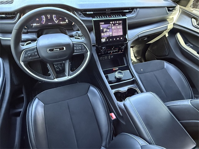2023 Jeep Grand Cherokee Altitude X photo 32