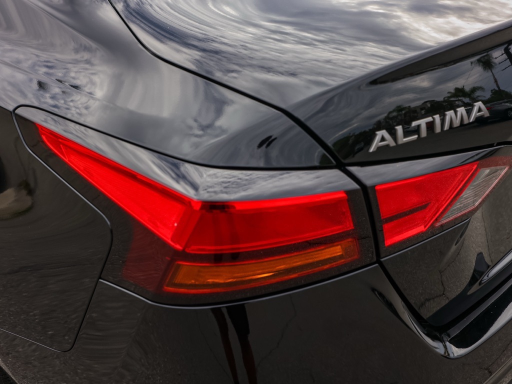 2025 Nissan Altima 2.5 S photo 4