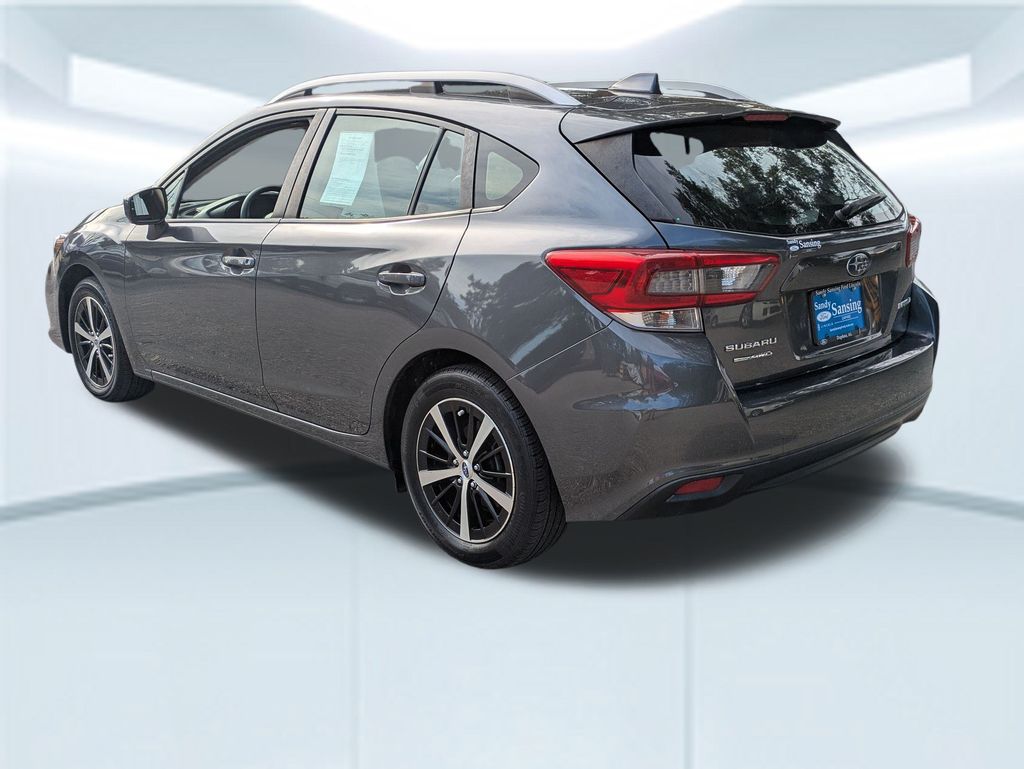 2021 Subaru Impreza Premium photo 3