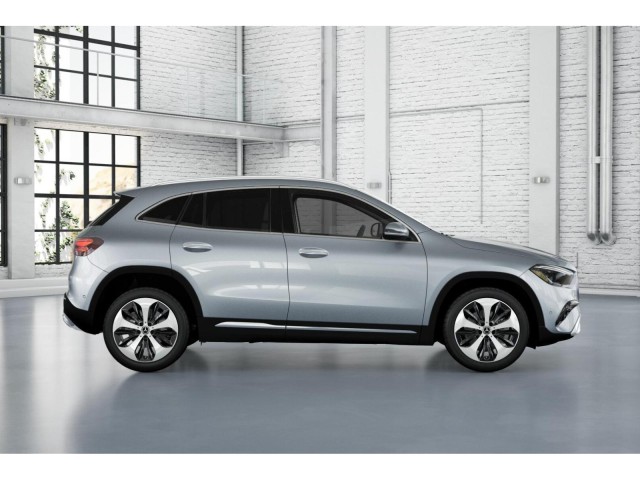 2025 Mercedes Benz GLA 250 photo 2