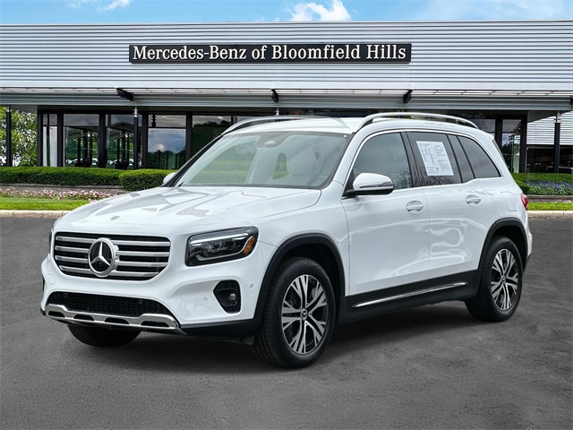 2025 Mercedes-Benz GLB Base's photo