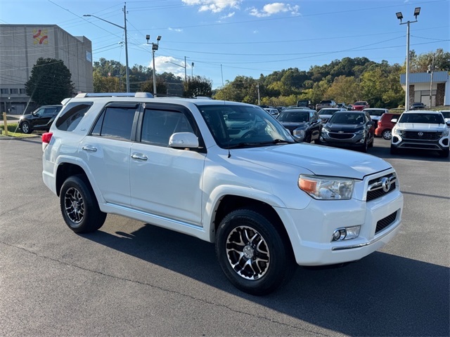 2010 Toyota 4Runner SR5 photo 2
