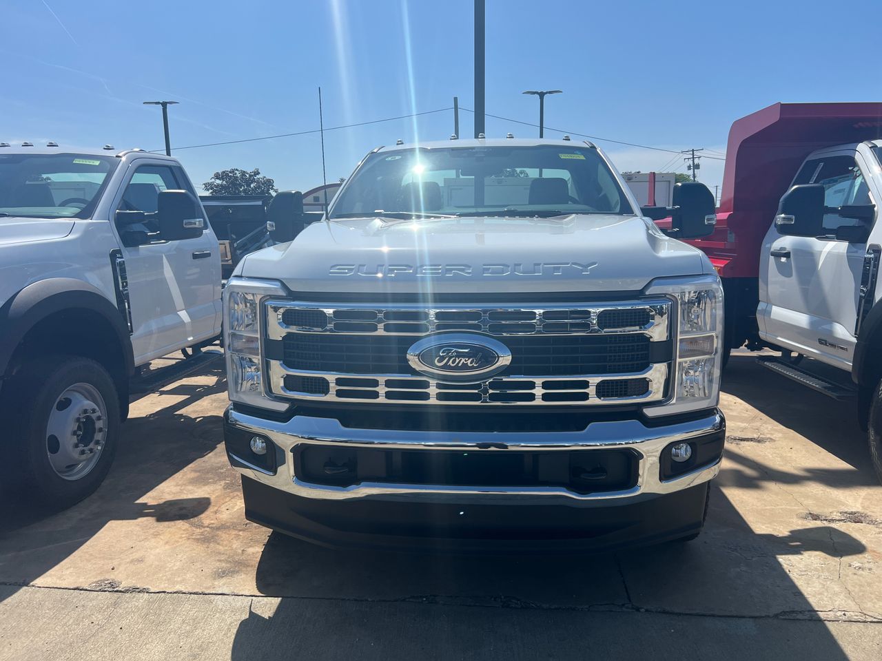 2025 Ford F-350 XL photo 2