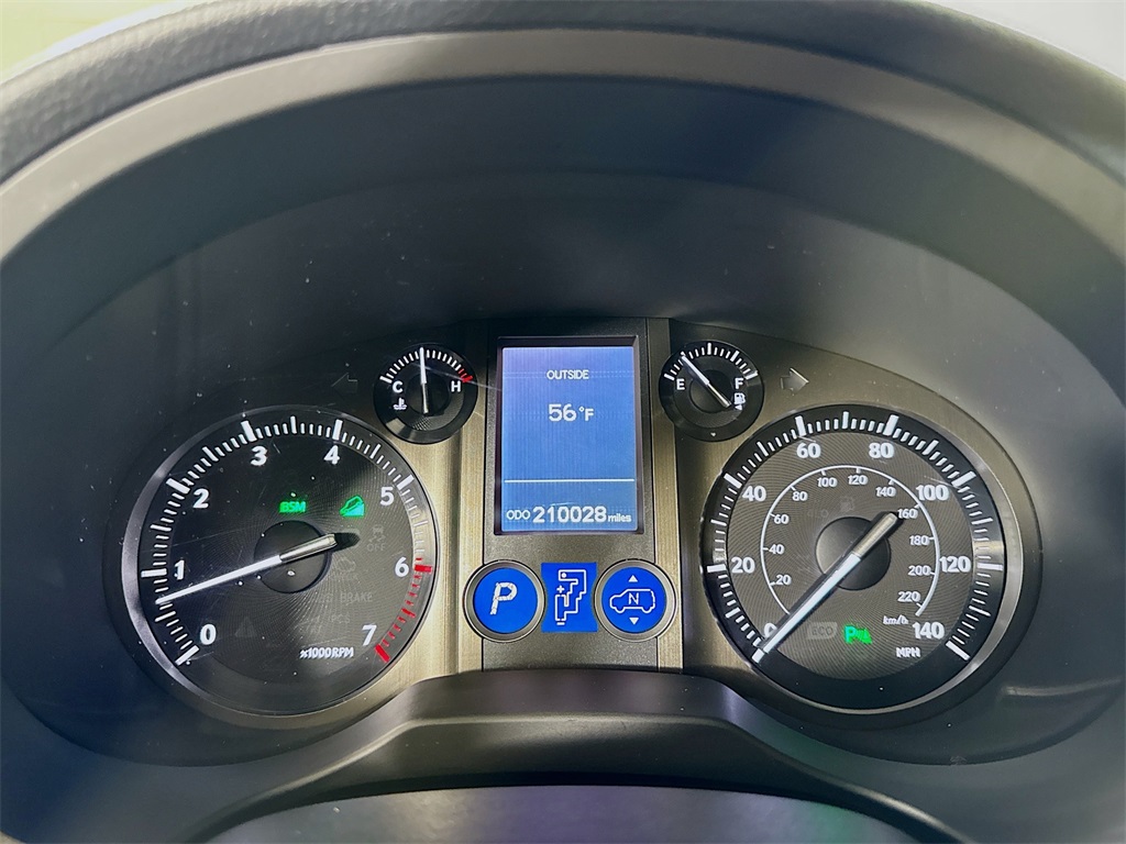 2016 Lexus GX 460 Luxury photo 26