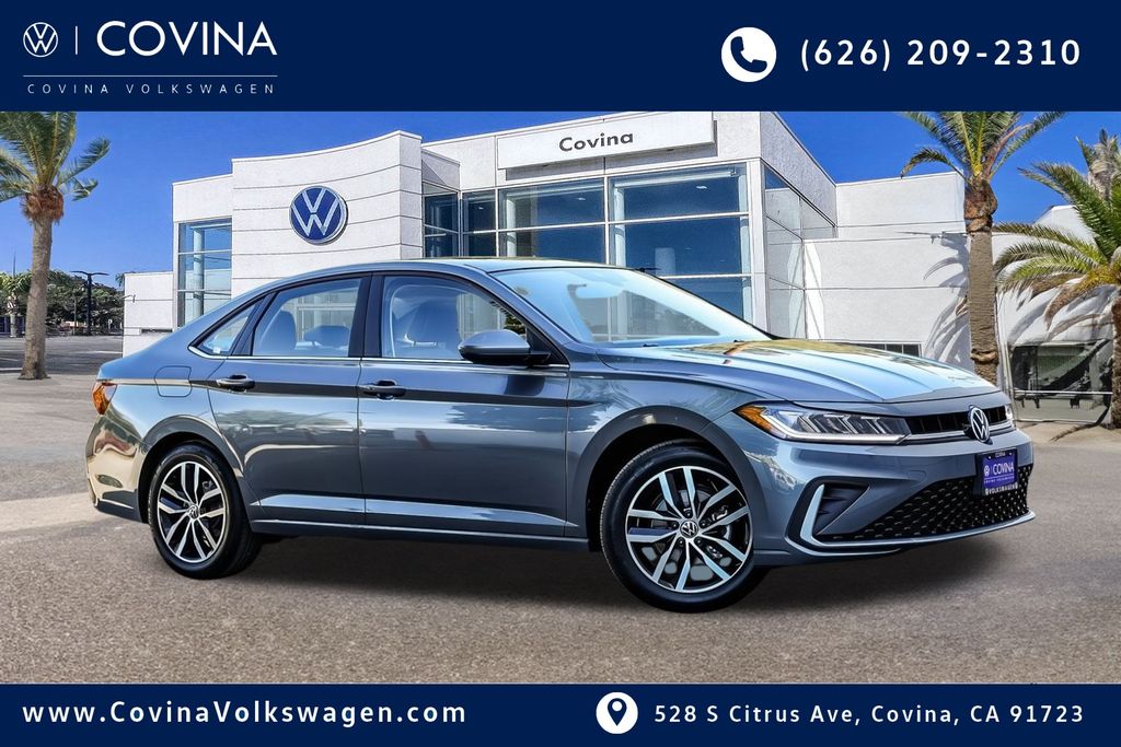 2026 Volkswagen Jetta SE's photo