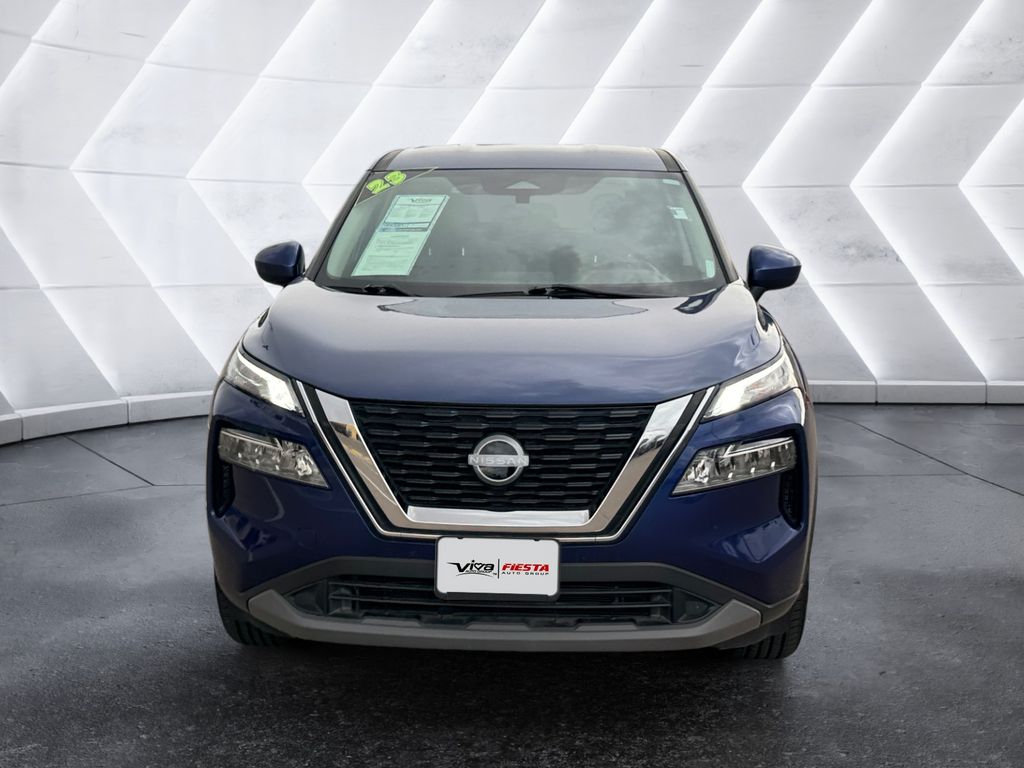 2023 Nissan Rogue SV photo 2