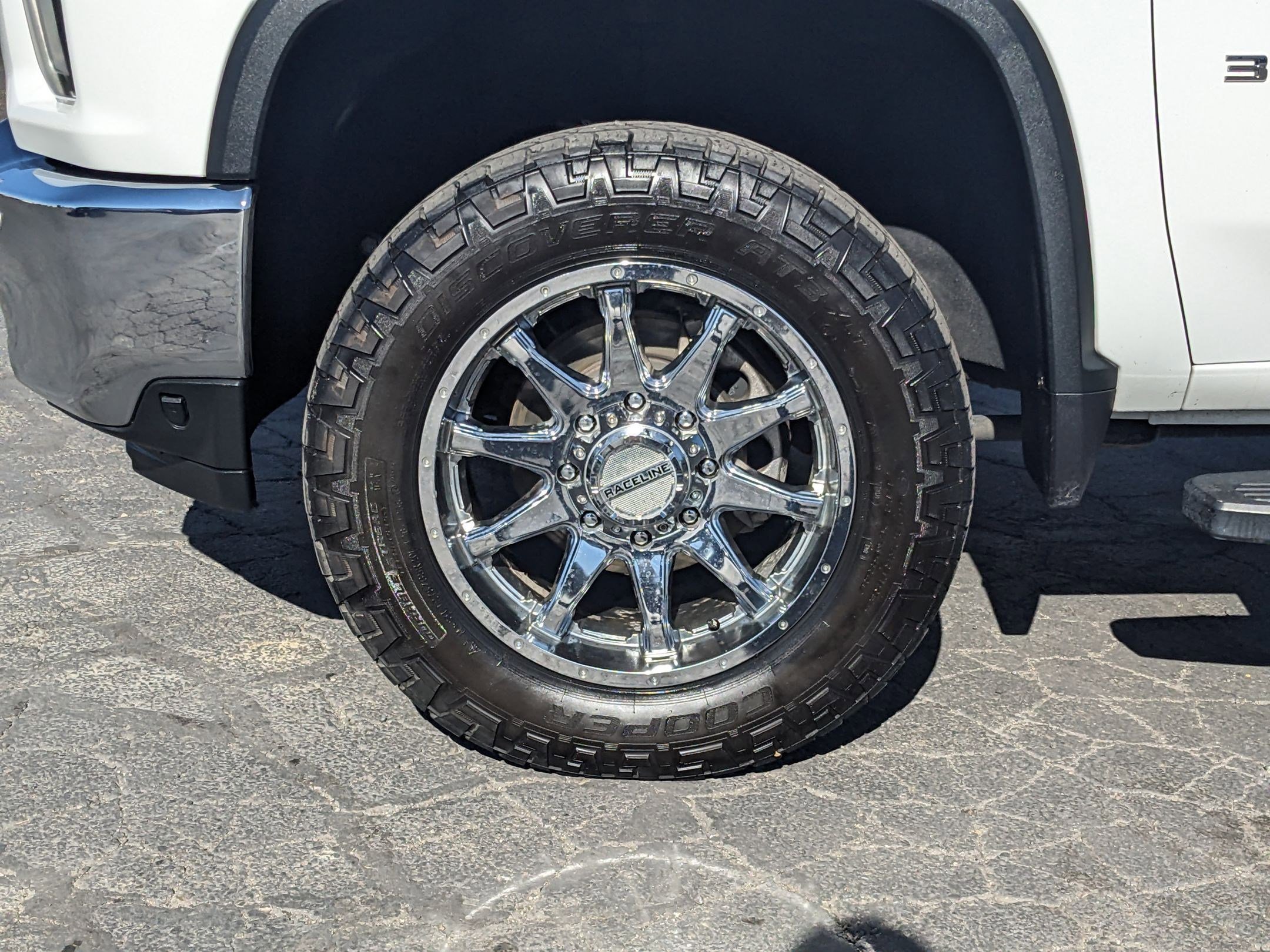 2021 Chevrolet Silverado 3500HD LTZ photo 12