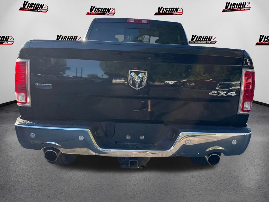 2016 Ram 1500 Laramie photo 5