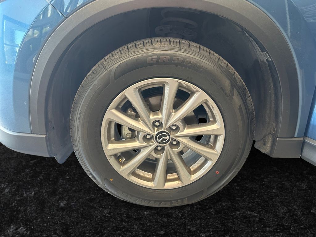 2023 Mazda CX-5 2.5 S Preferred photo 25