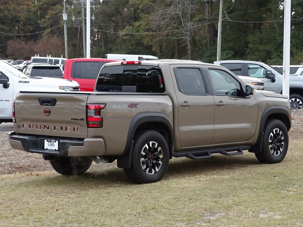 2024 Nissan Frontier PRO-4X photo 3