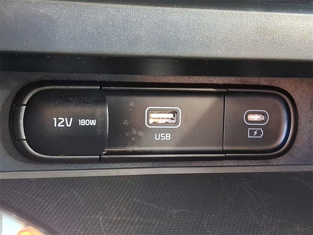 2025 Kia Soul S photo 21